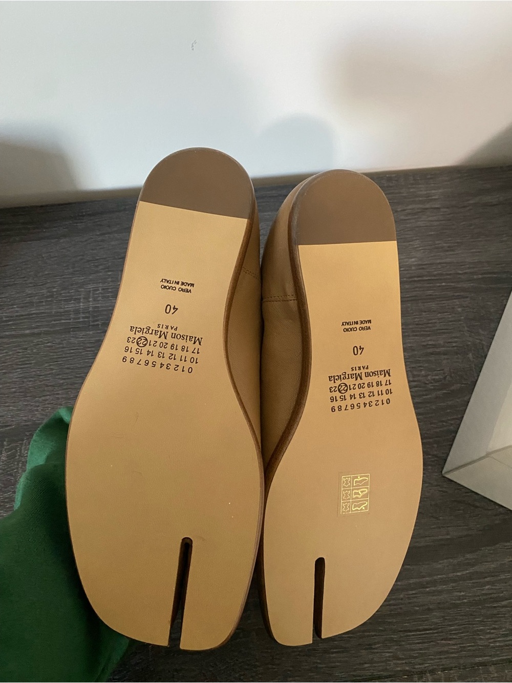Maison Martin Margiela Men's Tabi Slip-On Loafers in Camel - Picture 3 of 6